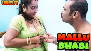 Mallu Bhabi – 2023 – Hindi Uncut Short Film